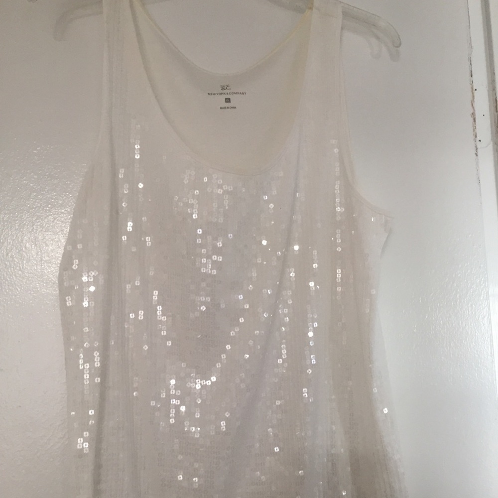 White sequin Scoop Neck Top